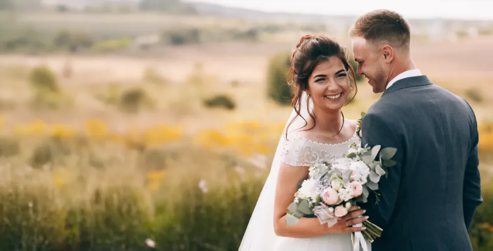 retouche robe de mariée près de Sainte-Clotilde
